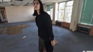 milf realtor holed in