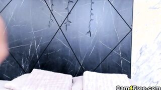 Skinny Babe Shows Pussy Closely