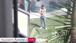 Blonde next door Anna Claire Clouds wishes next door would pound her twat