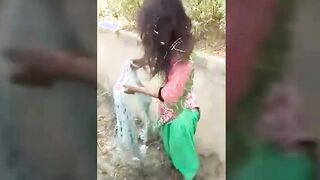 Indian Outdoor ass fucking for more video join our telegram channel @desi41