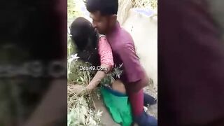 Indian Outdoor ass fucking for more video join our telegram channel @desi41
