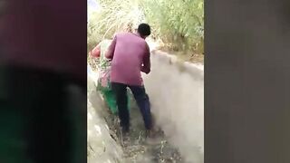 Indian Outdoor ass fucking for more video join our telegram channel @desi41