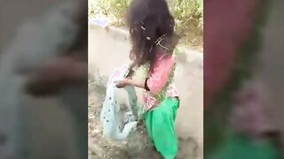 Indian Outdoor ass fucking for more video join our telegram channel @desi41