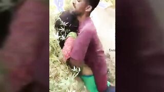 Indian Outdoor ass fucking for more video join our telegram channel @desi41