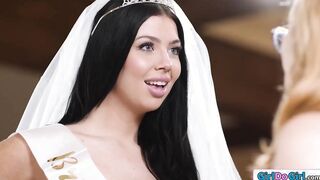 Redhead gives bride to be bff a lapdance