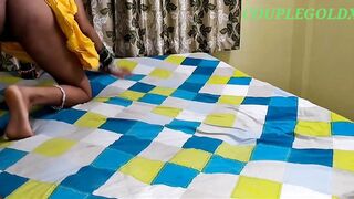 येलो कलर साड़ी में क्या दिखती हो मेरी जान आप