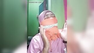 Self gagging indonesian with masker