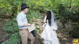 Cheating black bride gets creampie at the forest