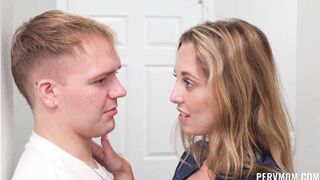 Stepmom feel jealous about me and stepaunt having sex