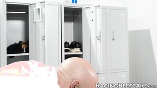 Bald hunk Tarzan Top cant resist rimming Beau Butlers ass