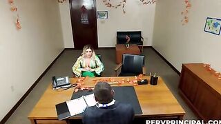 School mom save her daughter again
