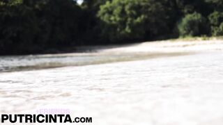 chinese Sexy Putri Cinta Having Fun with Her Cunt On Empty Beach