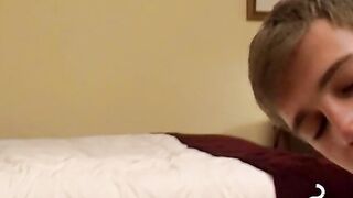 Chainsmoker twink indulges his sexual cravings with hot dude