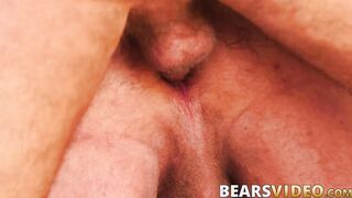 Beefy daddies Adam Jones and Alete Desco filp fucking raw
