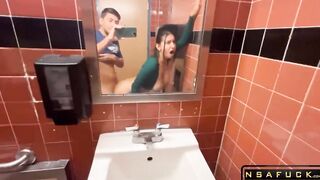 Hailey Rose Gets Creampie in whole Foods
