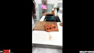 No Hands Challenge