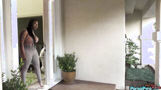 Big Booty Ebony Babe Gogo Fukme Sucks The Porch Pirates White Cock