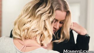 Three voluptuous babes are having a wild lesbian threesome