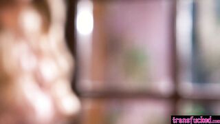 Sexy MILF banged hot shemale Khloe Kay