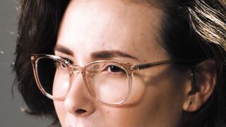 Horny MILF Casey Calvert masturbate