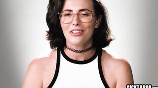Horny MILF Casey Calvert masturbate
