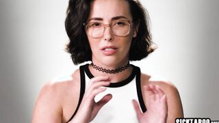 Horny MILF Casey Calvert masturbate