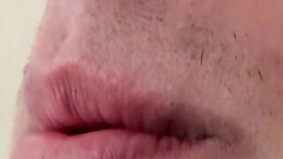 Chainsmoker Leo McArthur jerks off wildly til he cums