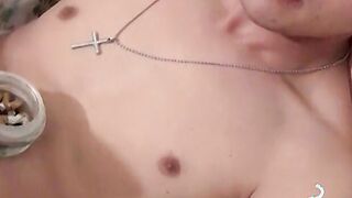 Chainsmoker Leo McArthur jerks off wildly til he cums