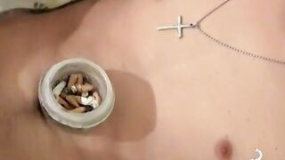 Chainsmoker Leo McArthur jerks off wildly til he cums