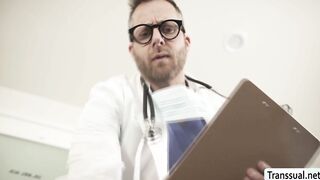 Aroused shemale Kasey Kei fucks doctors tight ass