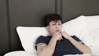 Stepmom use her tits to cure my sick