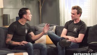 Des is willing to teach Scott the basics in porn