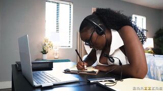 Stepbro Eat My Pussy While I Study