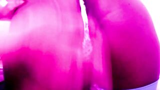 She blows my dick like a Beauty