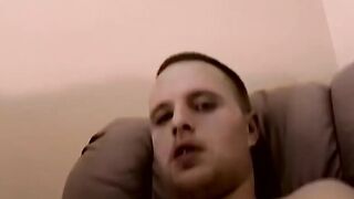 Gorgeous twink Keith receives a nice head from a sexy Jason