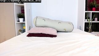 mom with her big boobs live show record in bedroom - 2021-08-09