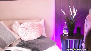 I Love Fuck Machine With A Huge Dildo In My Pussy