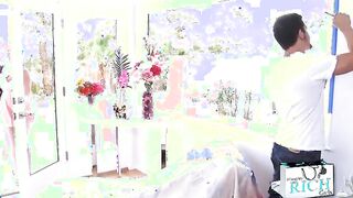 Kate England fucking in the couch with her bubble ass