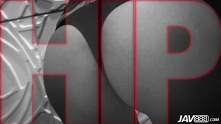 Reiko Kobayakawa takes it up her ass