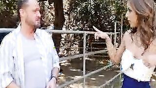 Presley Hart fucking in the outdoors with her brown eyes