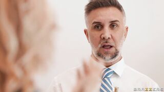 Cheating Housewife Gets A Creampie