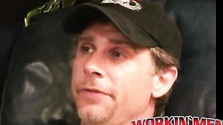 Older gay dude strokes his cock and covers himself with cum