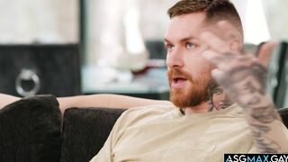 Johnny Hill and Zak Bishop bareback fuck