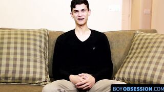 Justin addresses a few inquiries and plays out an astonishing performance