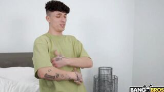 Roommate Share the Magical Sex Elf