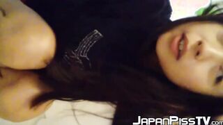 Young Japanese beauty records herself pissing