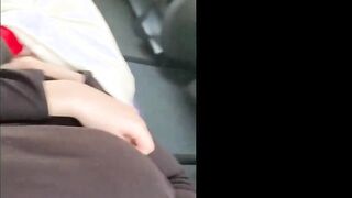 Quelqu'un te manque dans le cul,alors.Tu me manques où. je te manque de ta main...