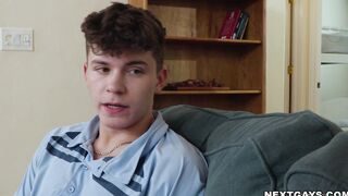 Drake motivate Trevor with his cock