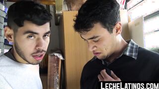Faceless straight jock breeding ostensibly for money