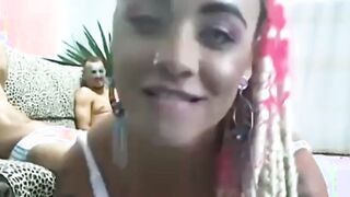 Ruiva rabuda gostosa no gangbang
